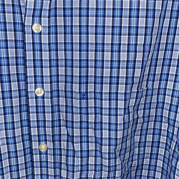 IZOD Blue Button Down Shirt Size: XXL - Picture 3 of 3